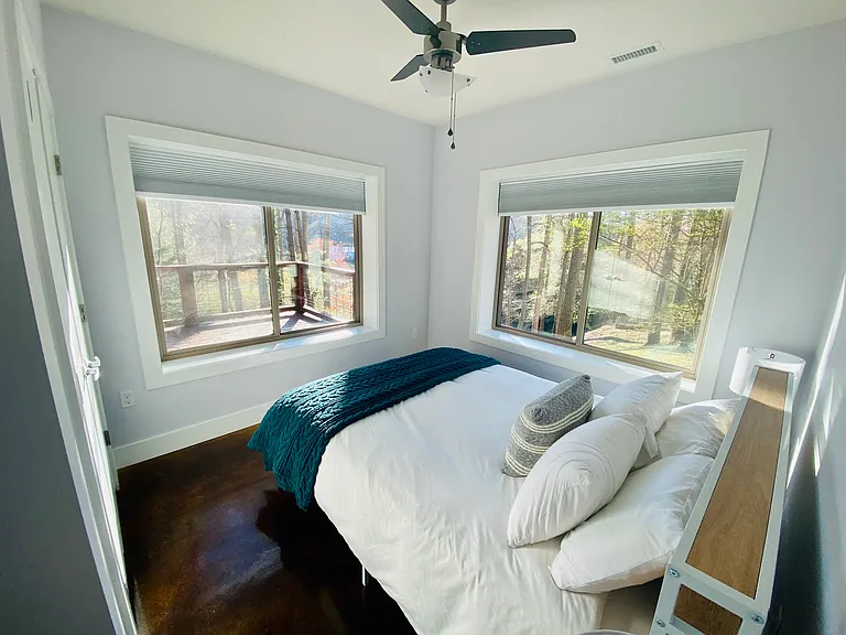65 Honeysuckle Ln — Photo 14