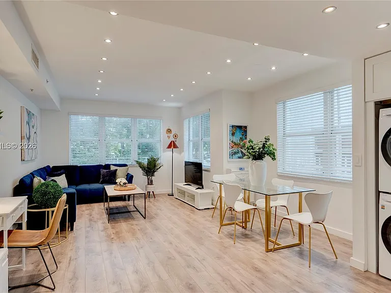 1550 Drexel Ave #101 — Photo 23