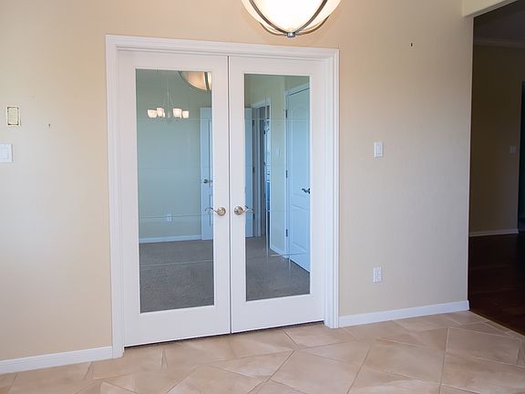 5th Bedroom or Office