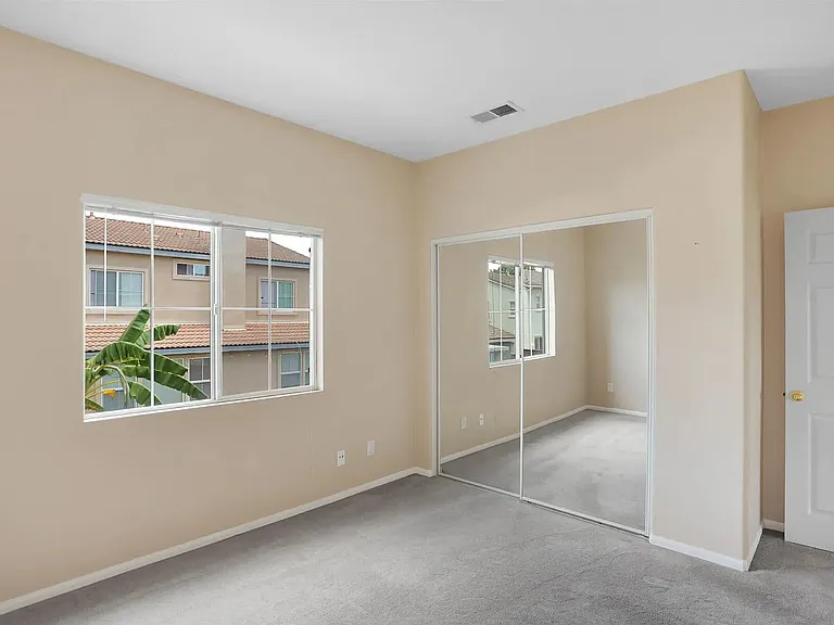 5180 Bluegrass Way — Photo 15