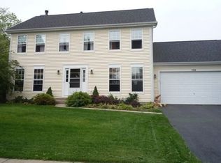 708 Alleghany Rd, Grayslake, IL 60030