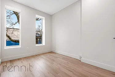 Rented by Rennit Inc.