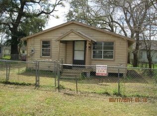 311 Sycamore St, Sweeny, TX 77480