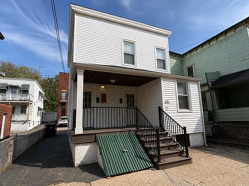 2105 Murray Hill Rd #3 Photo 1