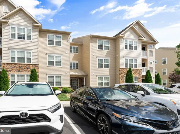 1503 Moore St #102, Bristol, PA 19007