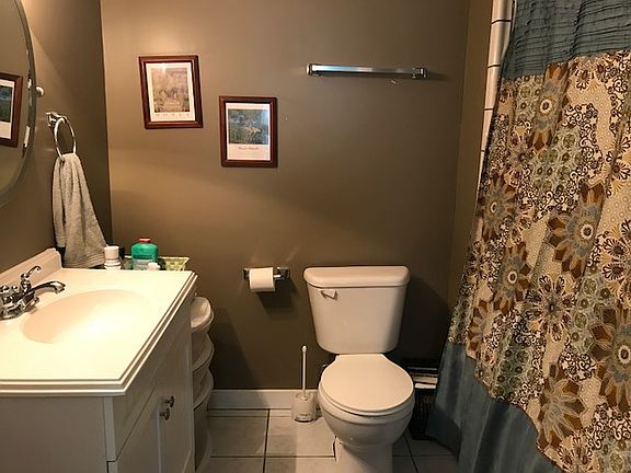 3rd image of 2509 Osborne St