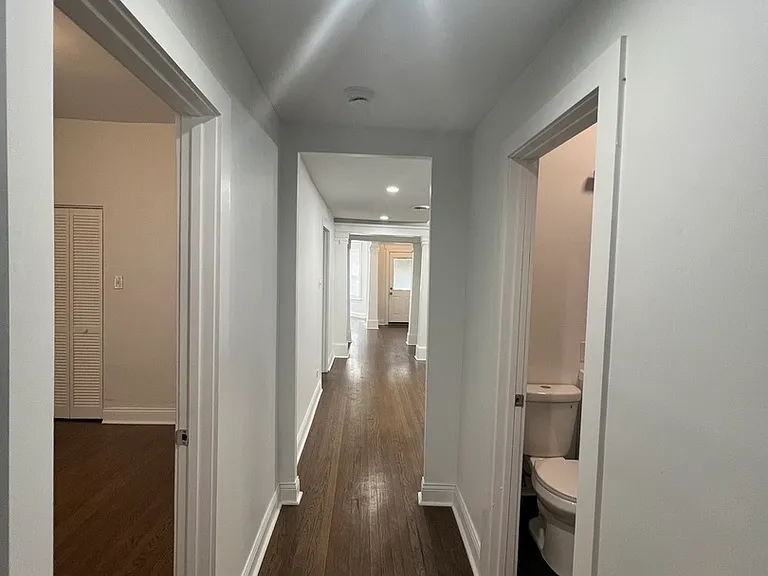 6151 S Langley Ave #1 — Photo 8
