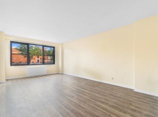 225 Saint Pauls Ave #S1, Jersey City, NJ 07306