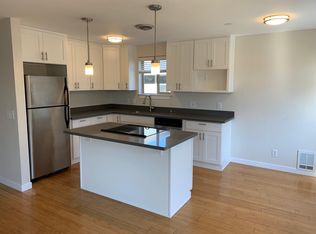 8507 Linden Ave N UNIT 2, Seattle, WA 98103