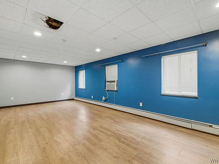 57 Saint Johns Parkside St — Photo 13