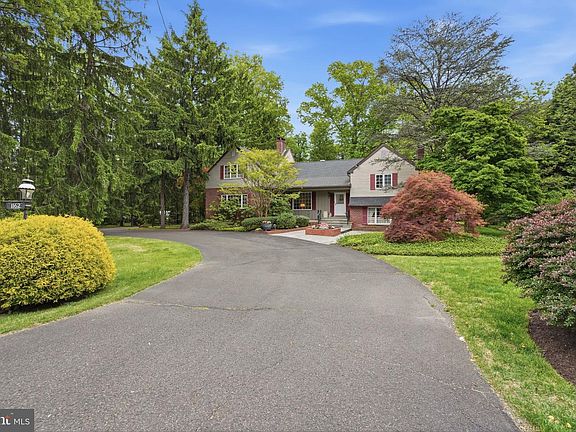 5th image of 1162 Limekiln Pike