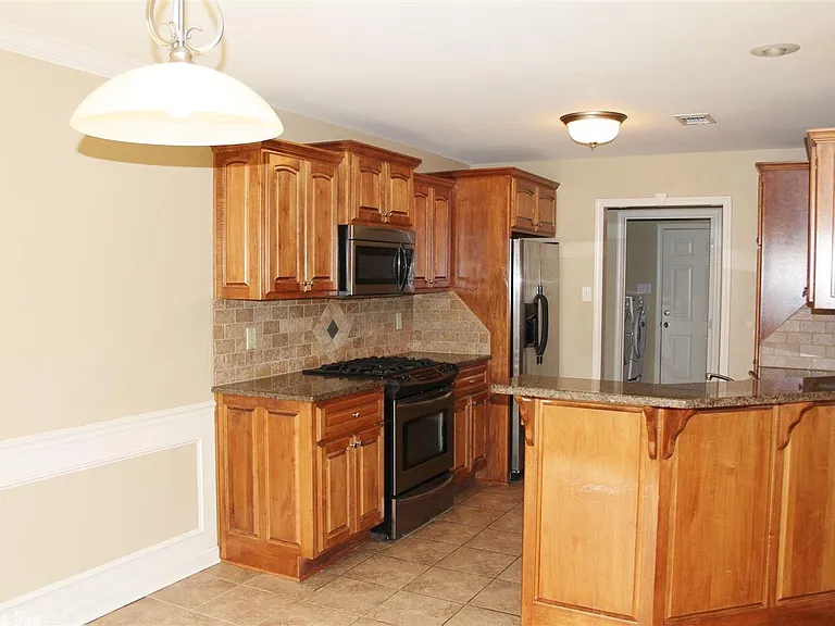 5504 Aviator Dr — Photo 3