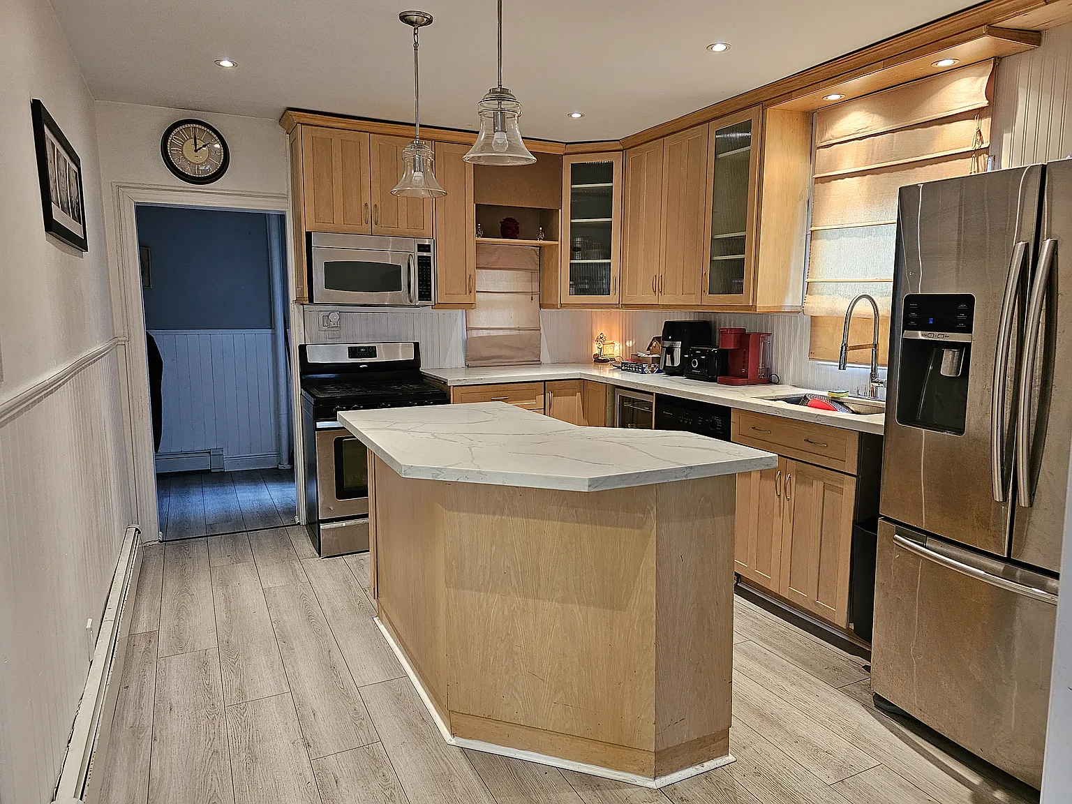 85 Main Street W. — Photo 3