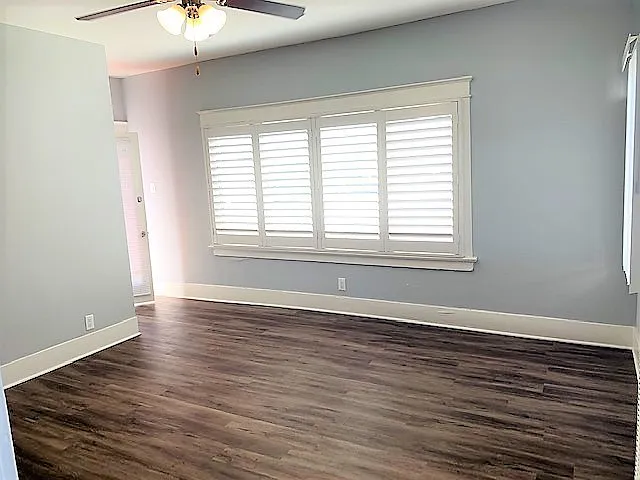 1819 E 4th St — Photo 14