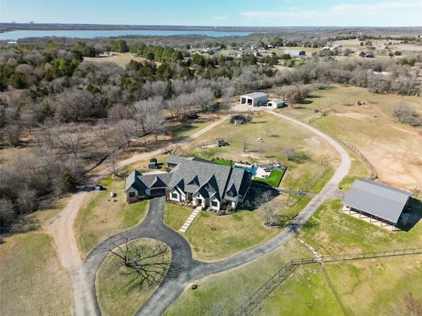501 Mill Creek Rd, Crossroads, TX 76227