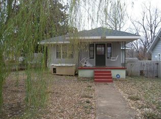 1129 S Roanoke Ave, Springfield, MO 65807