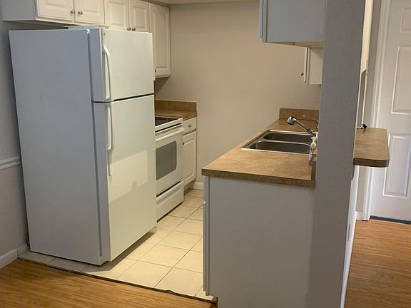 5th image of 100 Fairway Park Blvd Unit 1607