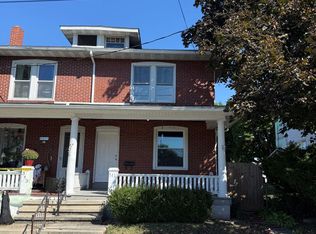 341 W Broad St, Shillington, PA 19607