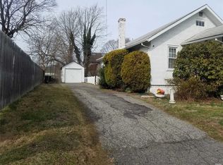 23 Doris Ave, Port Jefferson Station, NY 11776