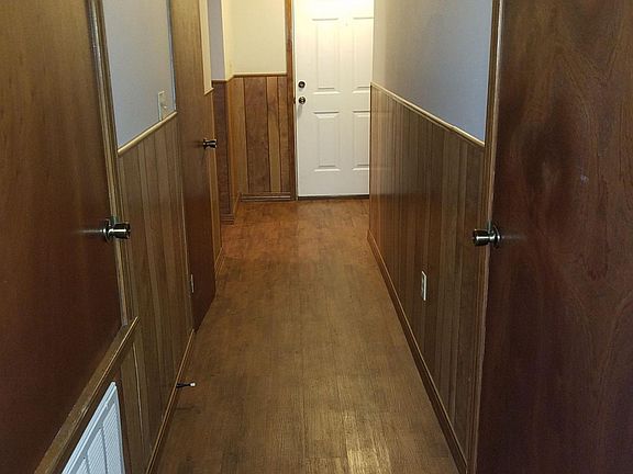 5th image of 1006 S Inglewood Ave APT 14