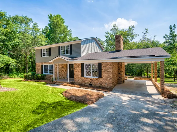 650 Hampton Cir, Belvedere, SC 29841