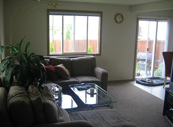 2nd image of 7809 64th Pl NE