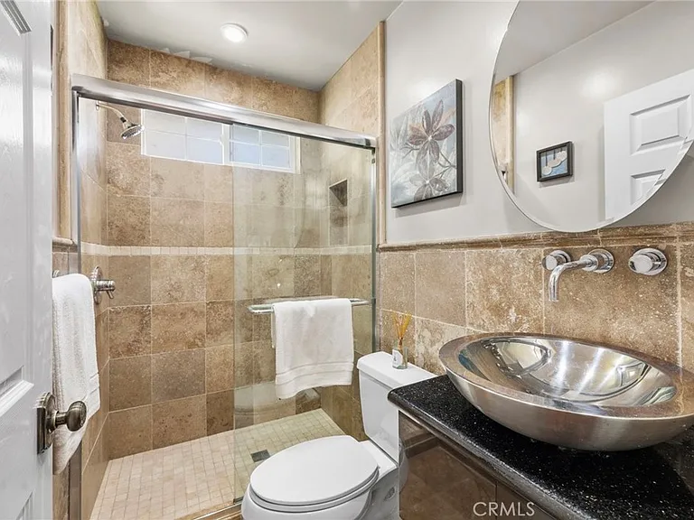 12105 Nashville Ave — Photo 17