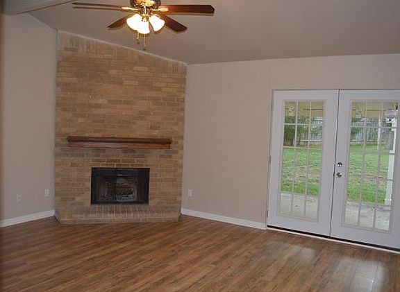 5th image of 16308 Malden Dr