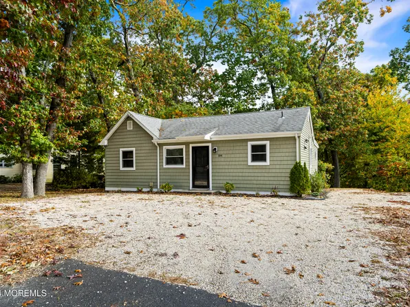 184 West End Avenue, Island Heights, NJ 08732