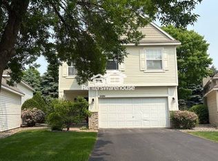 10184 Country Club Curv, Woodbury, MN 55129