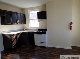 659 S 18th St #3, Newark, NJ 07103
