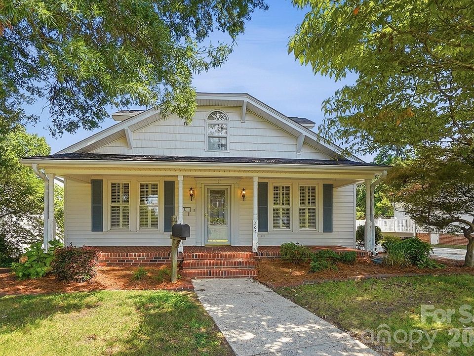 1st image of 302 N Ridge Ave