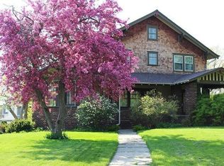 402 N 5th St, Marshalltown, IA 50158