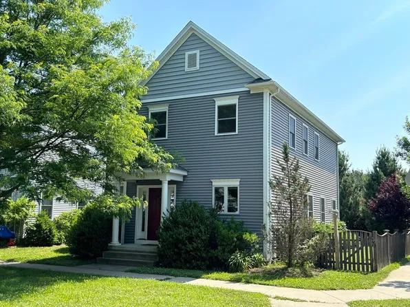 91 Moser St, Northampton, MA 01060