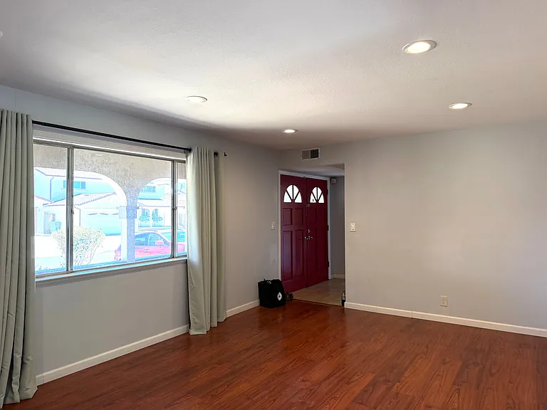 1565 Sonoma Dr — Photo 12