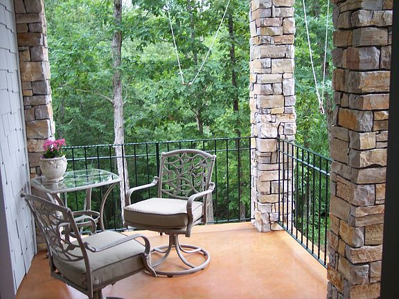 Enjoy your favorite beverage and listen to the Natural Waterfall.