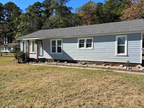 800 Elm St, Smackover, AR 71762