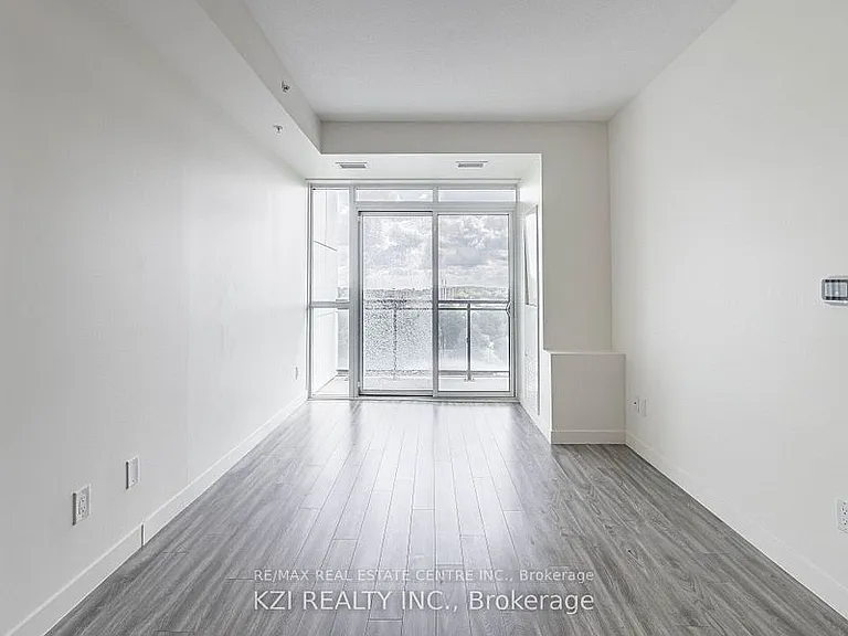 128 King St N #1001 — Photo 17