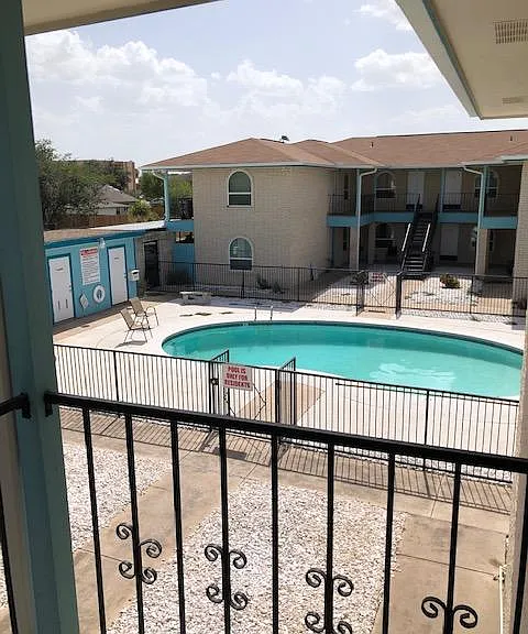 2125 Kerria Ave #9 — Photo 34