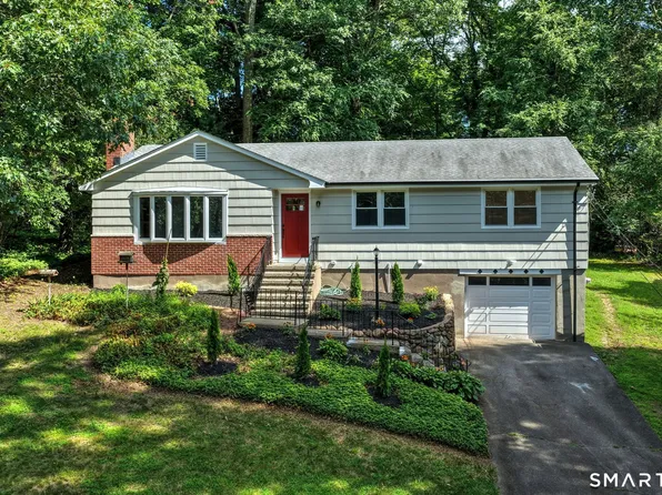 46 Forest Court North, Hamden, CT 06518