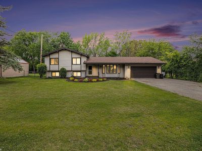 875 Harris Dr, Troy, MI, 48083