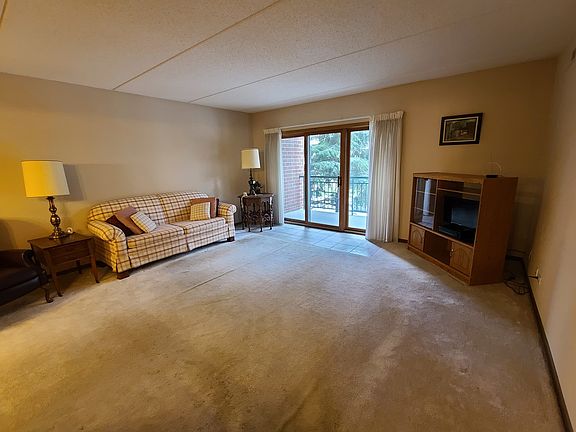 5th image of 1685 Mill St APT 208