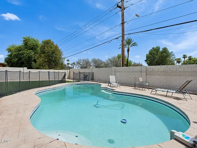 5401 E Beck Ln — Photo 38