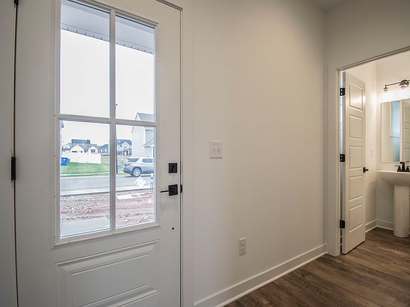 2nd image of 2865 Stagner Ln