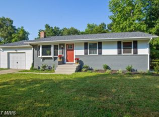 10171 Tucker Ln, White Plains, MD