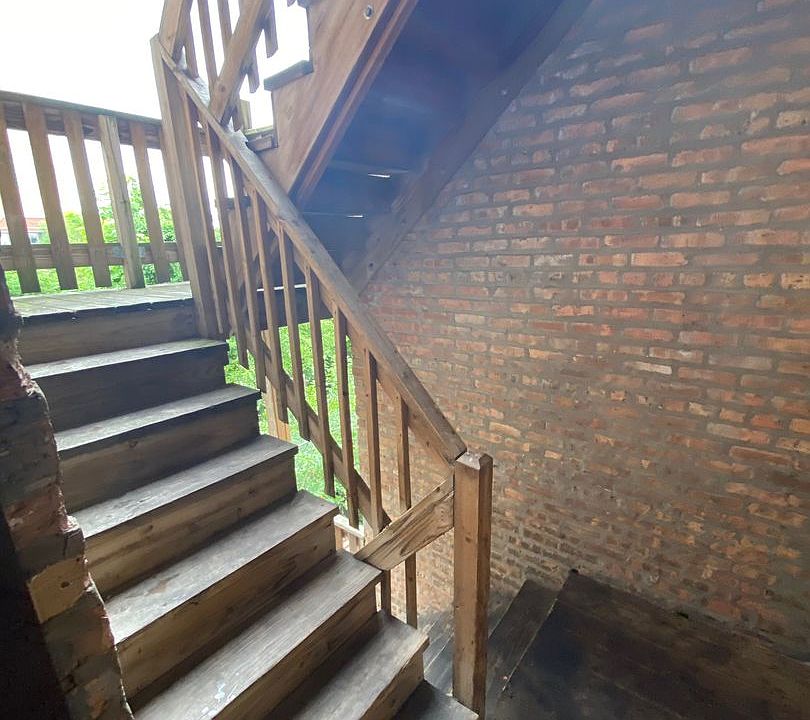 1st image of 1721-25 E 79th St #208