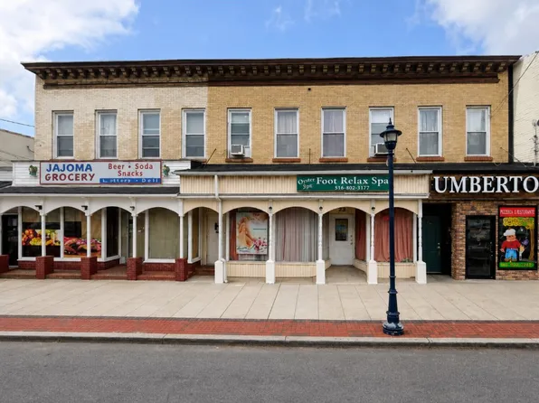 21 E Main St APT 1, Oyster Bay, NY 11771