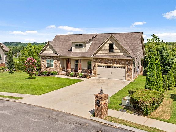 5th image of 61 Blue Herron Dr