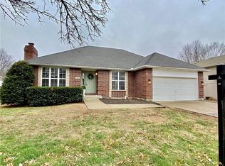 704 Chaucer Ln, Warrensburg, MO 64093