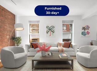 211 Front St #2G, New York, NY 10038